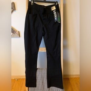 Kay Unger New York, Black Ponte Bootcut pants. Size Medium/30”